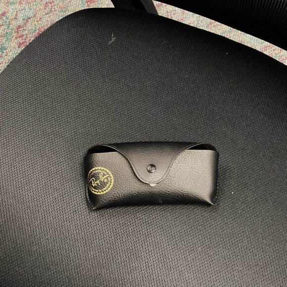 Ray-Ban Other - Ray Ban black leather eyeglass case